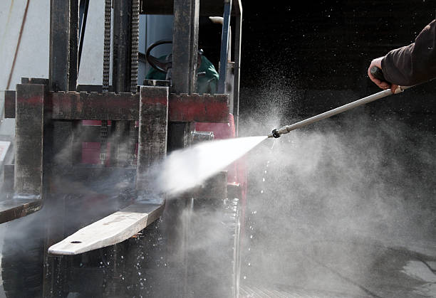 Best Patio and Deck Pressure Washing  in Alpine, NJ